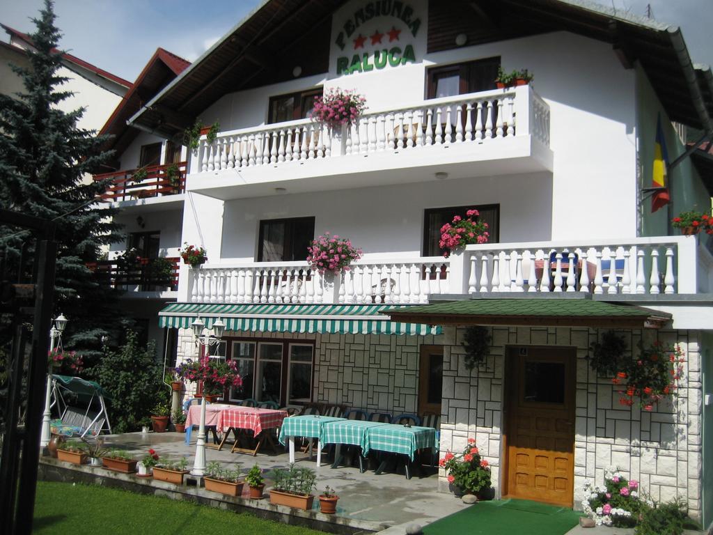 Pension Raluca Sinaia Exterior photo